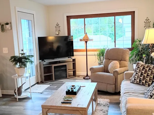 4160 3rd St NE Unit 203, Columbia Heights, MN 55421