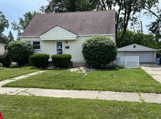 32715 Rosslyn Ave, Garden City, MI 48135