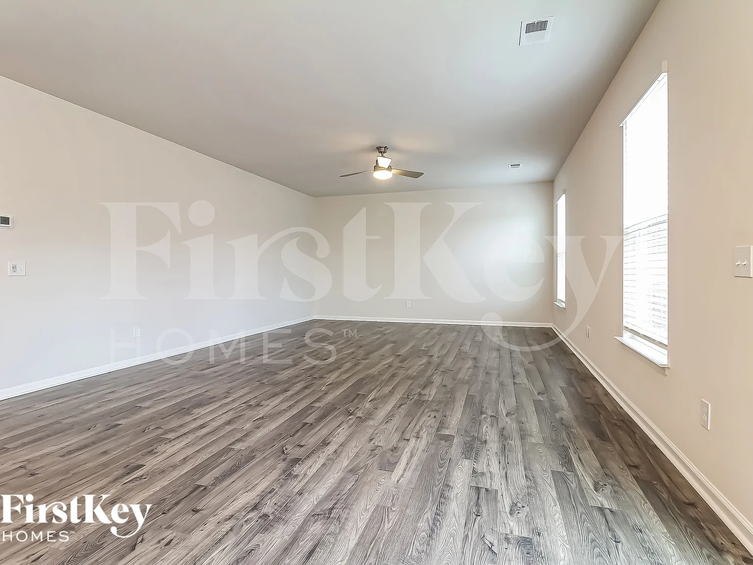 5 bed, 4.0 bath, 3596 sqft, $3,020 — Photo 3
