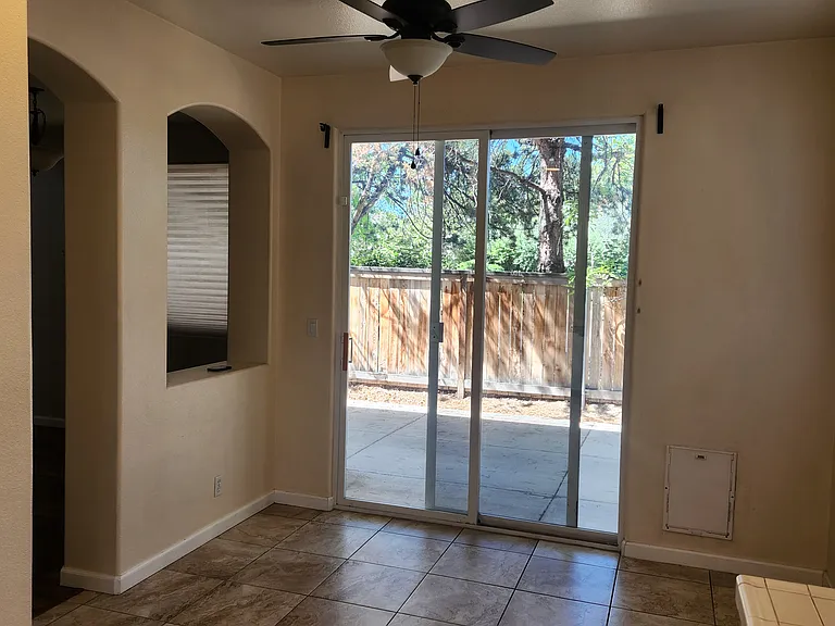 4751 Mountain Quail Ct — Photo 13
