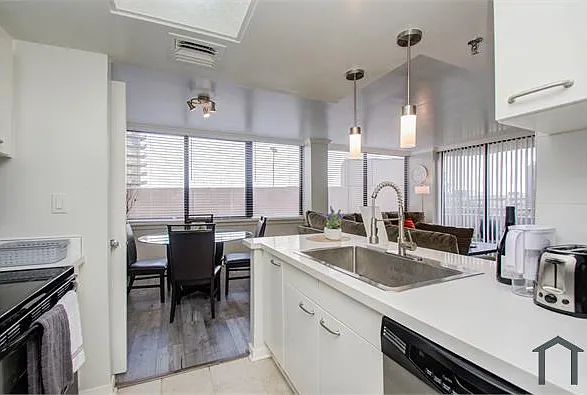 3525 Sage Rd #504 — Photo 13