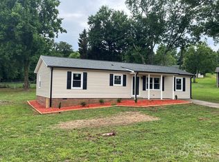 102 Brookwood Rd, Morganton, NC 28655