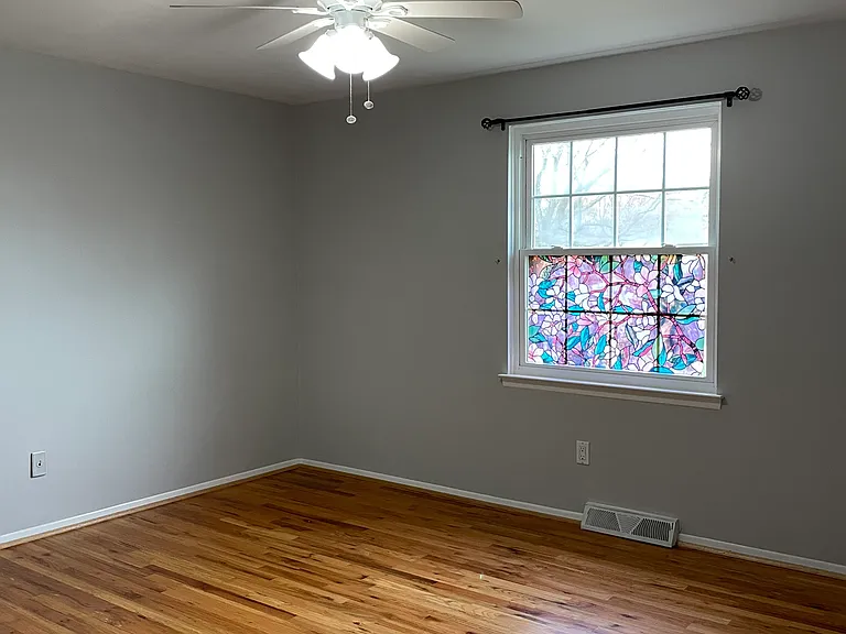 1911 Smallbrook Dr — Photo 19