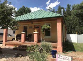 1736 Minnekahta Ave, Hot Springs, SD 57747