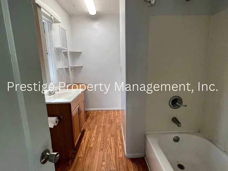 2455 N Orchard Ave — Photo 10