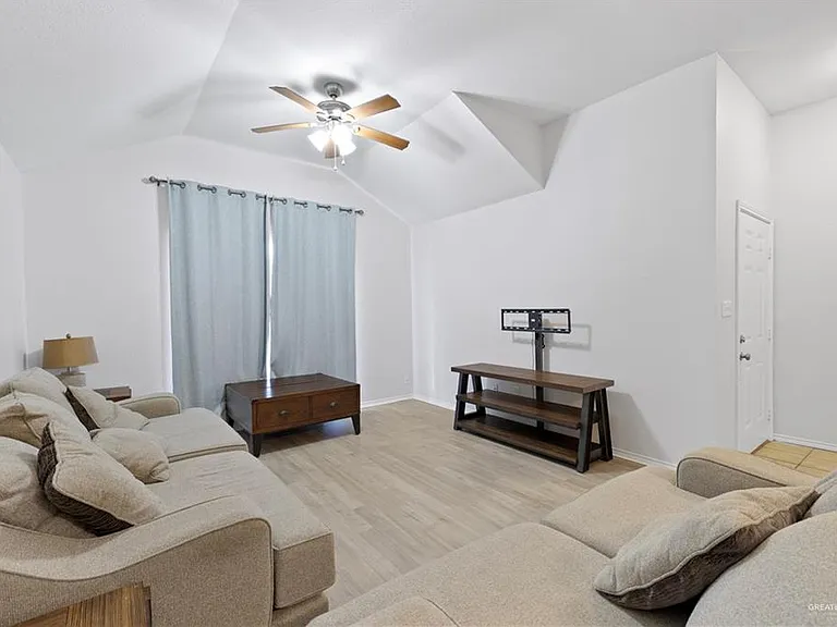 508 Pacific Ave — Photo 5