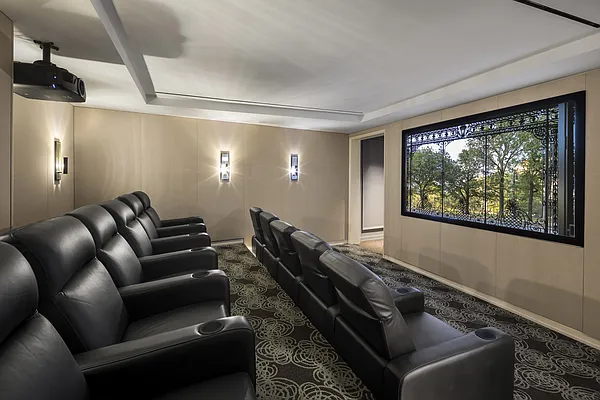 Sold by Douglas Elliman | media 24