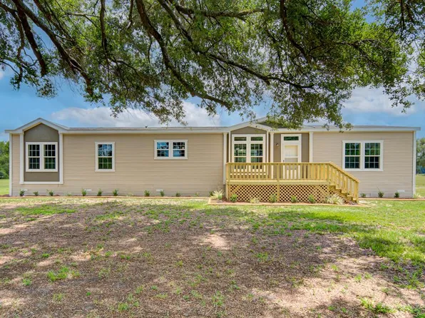 12851 NE 10th Ave, Trenton, FL 32693