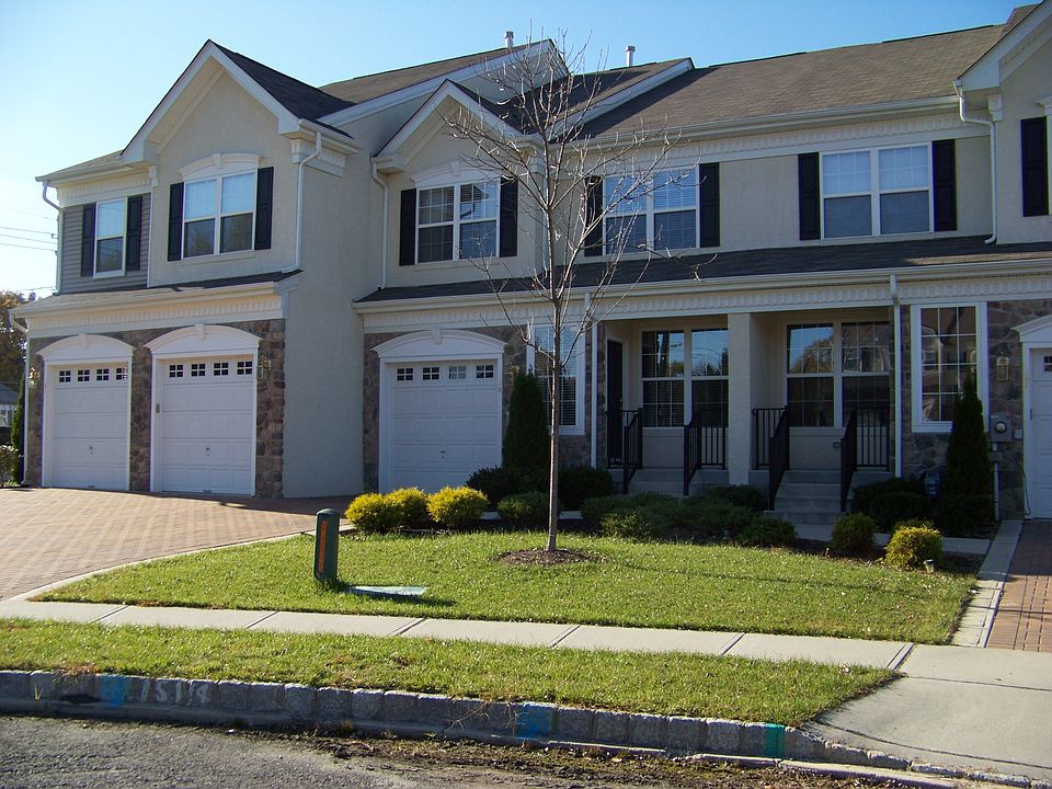 1st image of 29 Kingswood Ct
