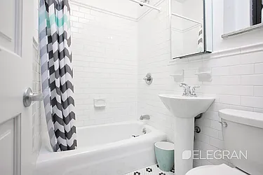 Rented by (Legacy) Elegran