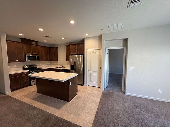 3rd image of 519 Tolman Way