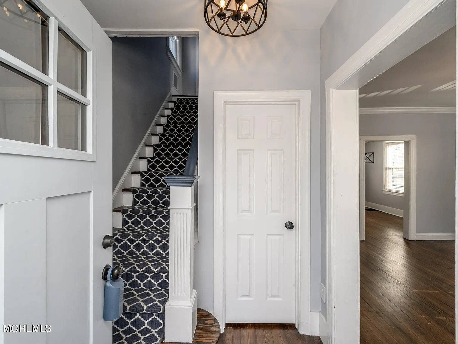 3 bed, 1.5 bath, 1168 sqft, $4,500 — Photo 3