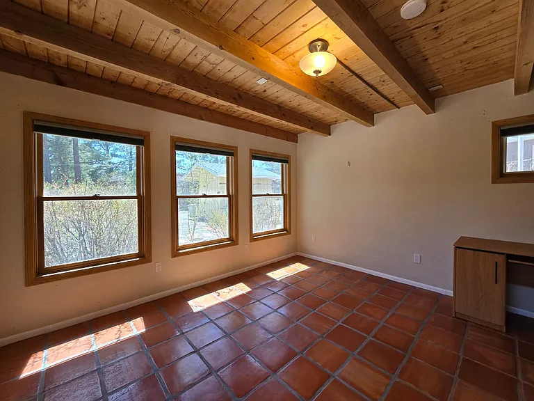 4557 Trinity Dr — Photo 24