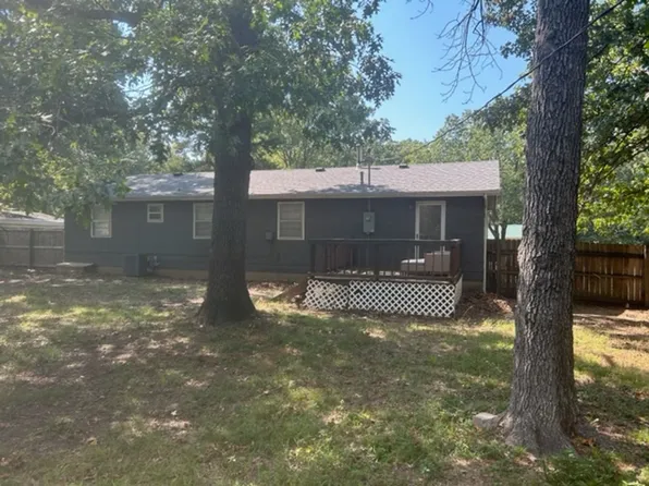 505 Timber Ln, Carl Junction, MO 64834
