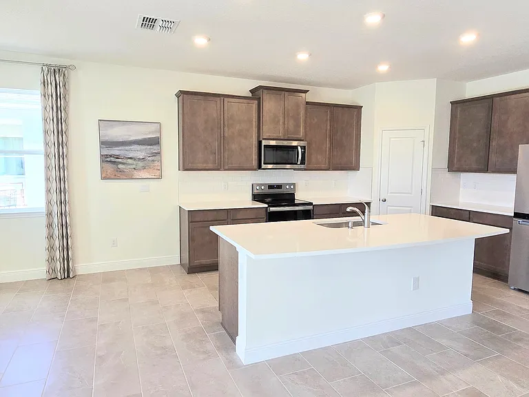 2631 Warren Acres Blvd — Photo 8