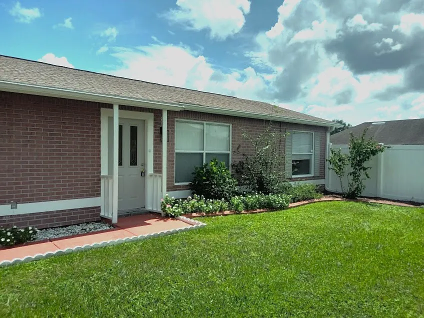 4 bed, 1346 sqft, $1,800 — Photo 3