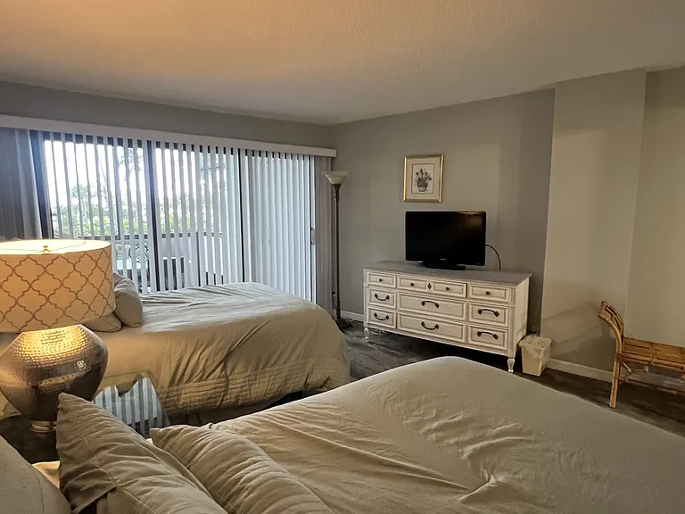 5855 Midnight Pass Rd #223 — Photo 10