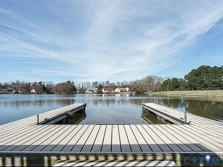 7806 Fern Hollow Dr — Photo 33