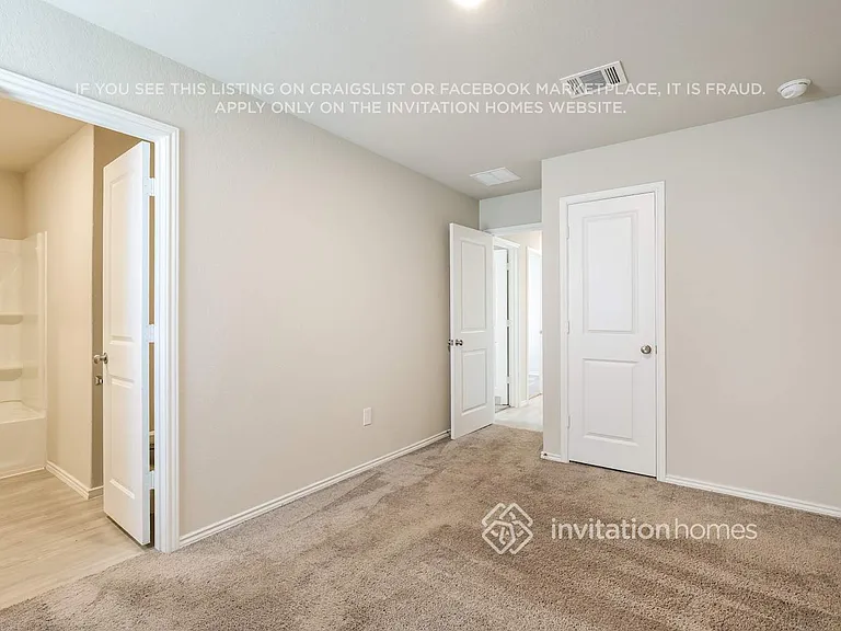4223 Southton Lk — Photo 10