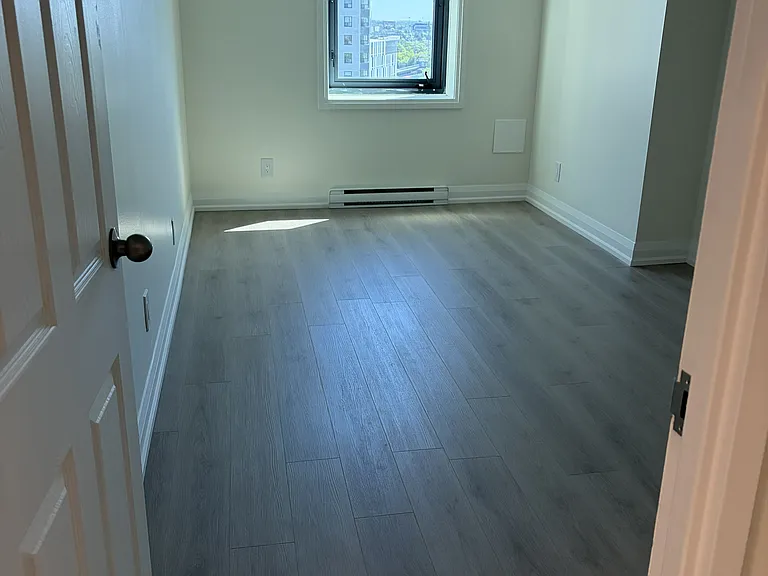 170 Lees Ave — Photo 24