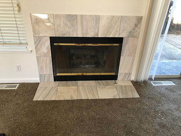3rd image of 121 Wilkes Cir