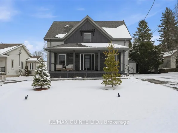 6 Nicholas St, Prince Edward County, ON K0K 2T0