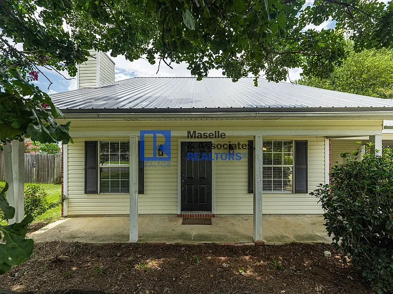 225 McLaurin Dr — Photo 6