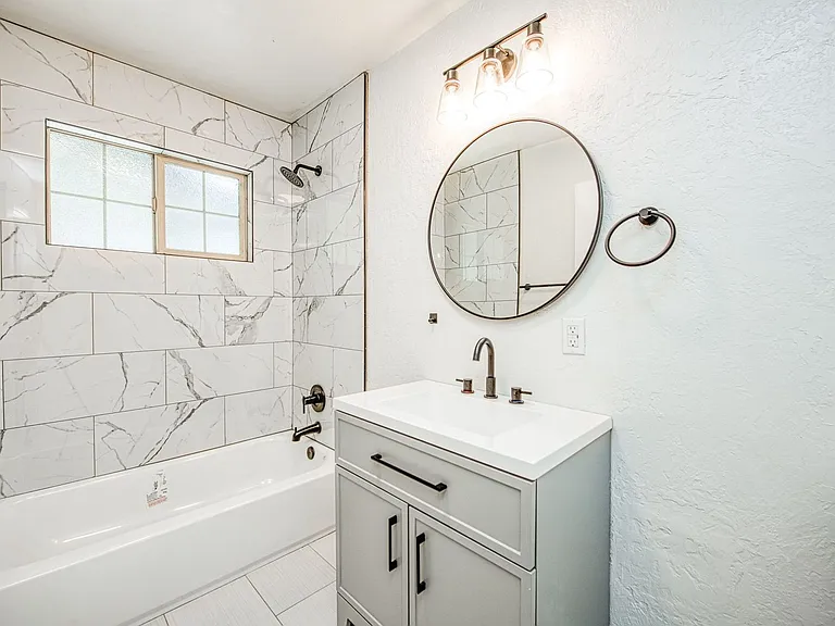 245 Minnewawa Ave #A — Photo 25