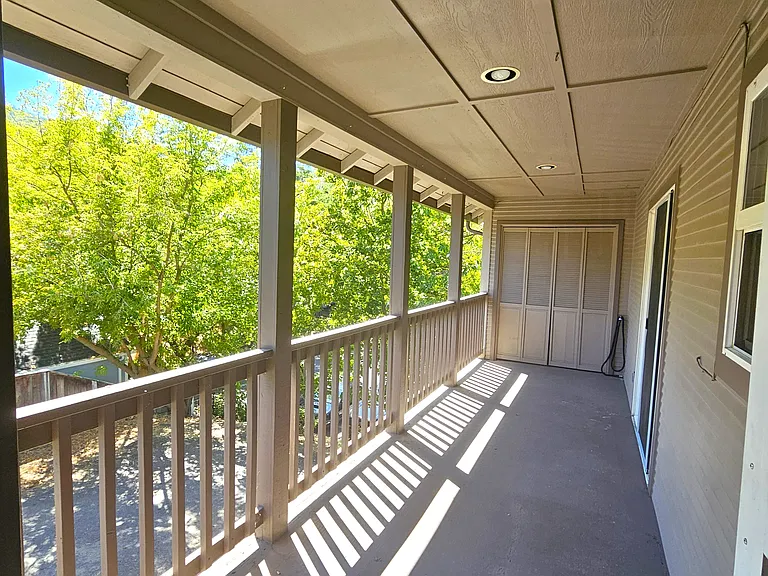 8 B St #1 — Photo 12