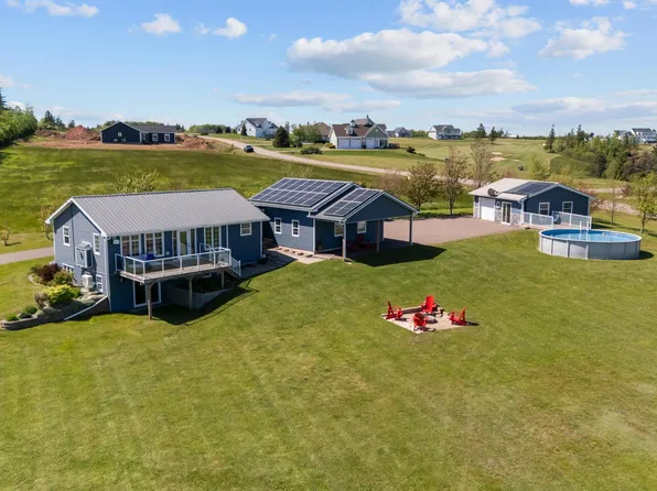 136 New London Rd, Grenville Parish, PE C0A 1N0