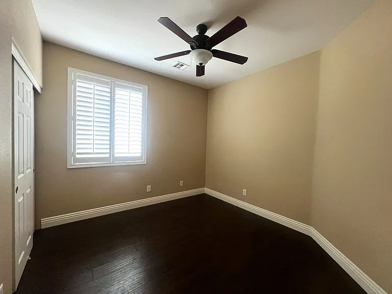 5923 Poplar Tree St — Photo 12