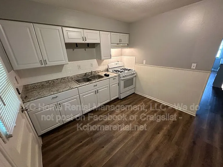 3028 N 71st St — Photo 5