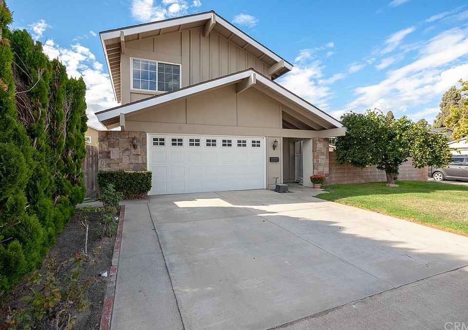 1st image of 14621 Cheshire Pl