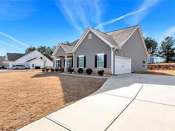 4th image of 1081 Pine View Trl