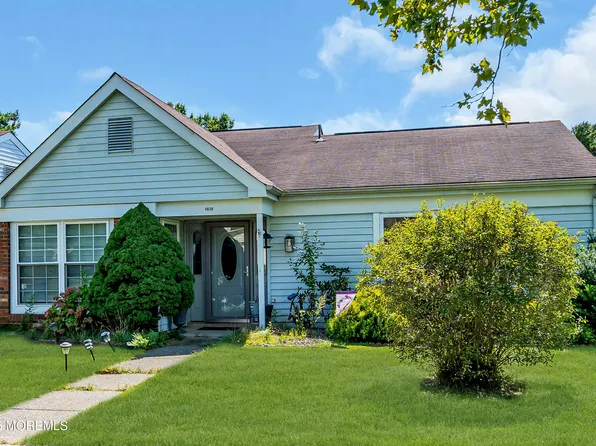 463B Chelsea Court, Manchester, NJ 08759