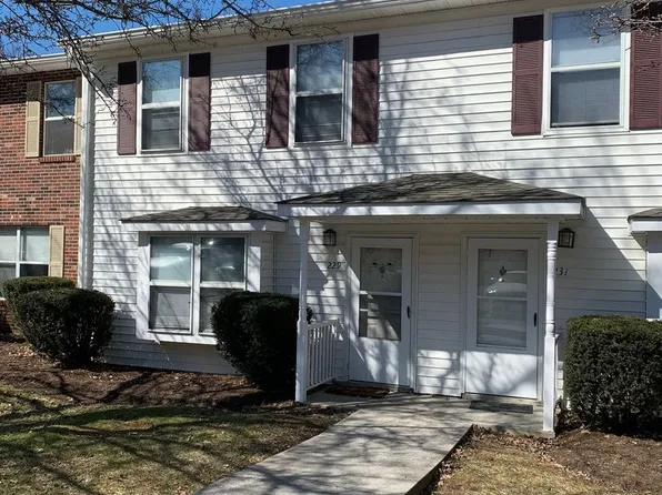 229 Janie Ln, Blacksburg, VA 24060