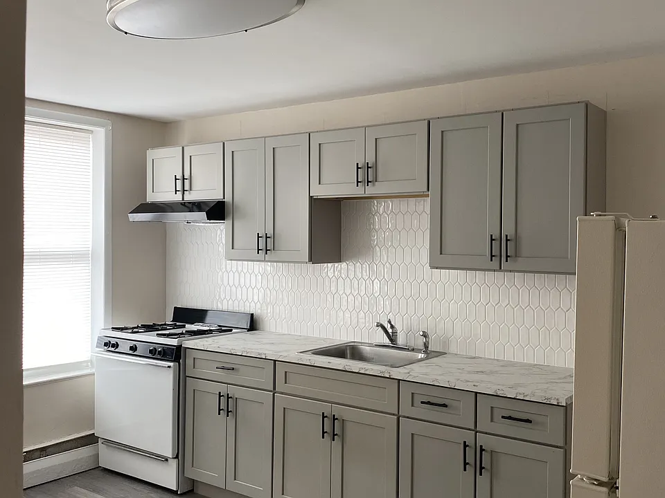 358 Connecticut St #1