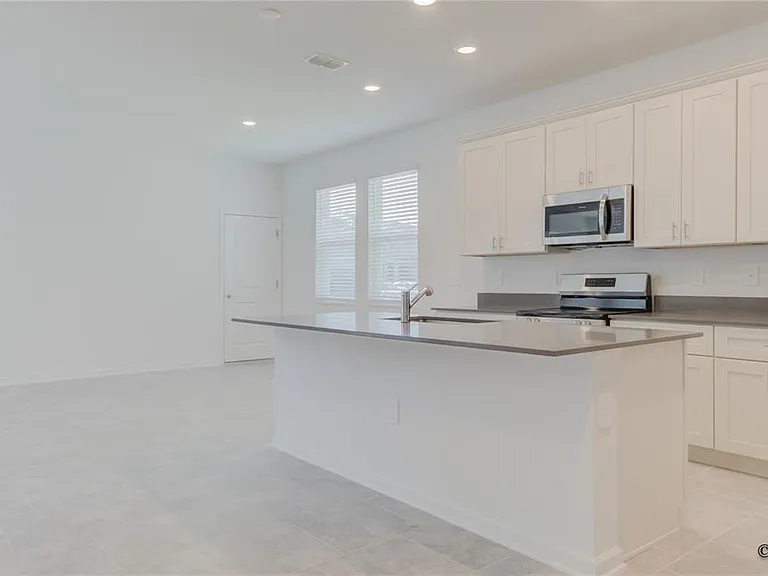 2207 Sweet Honey Ln — Photo 14