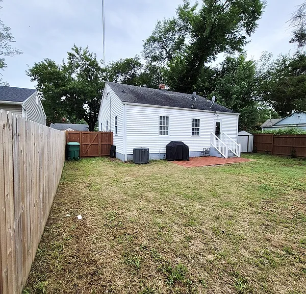 115 Slagle Ave — Photo 49