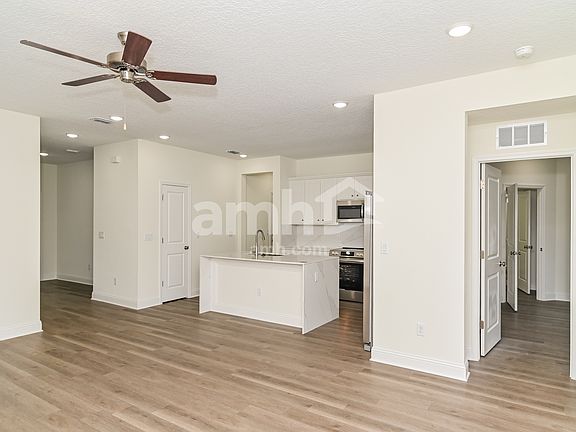 4th image of 96866 Blackrock Cove Way