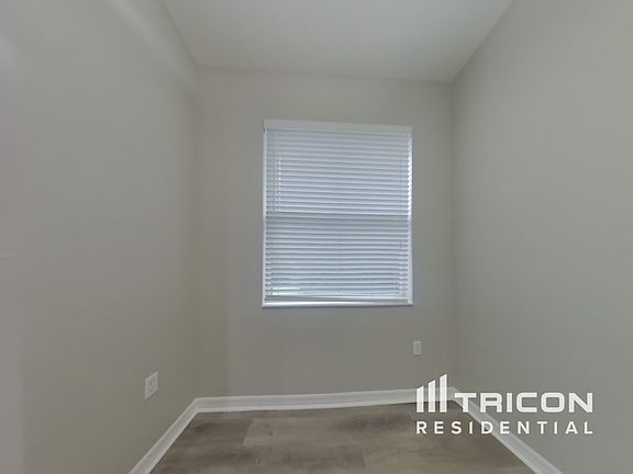 4th image of 11106 McFadden Ave