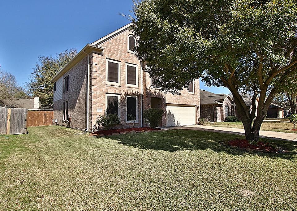 1st image of 16126 Cypress Point Dr