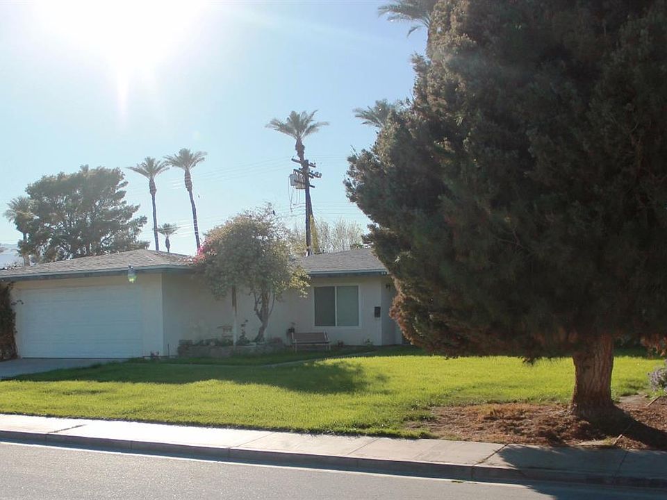1st image of 44785 Sherwood Dr