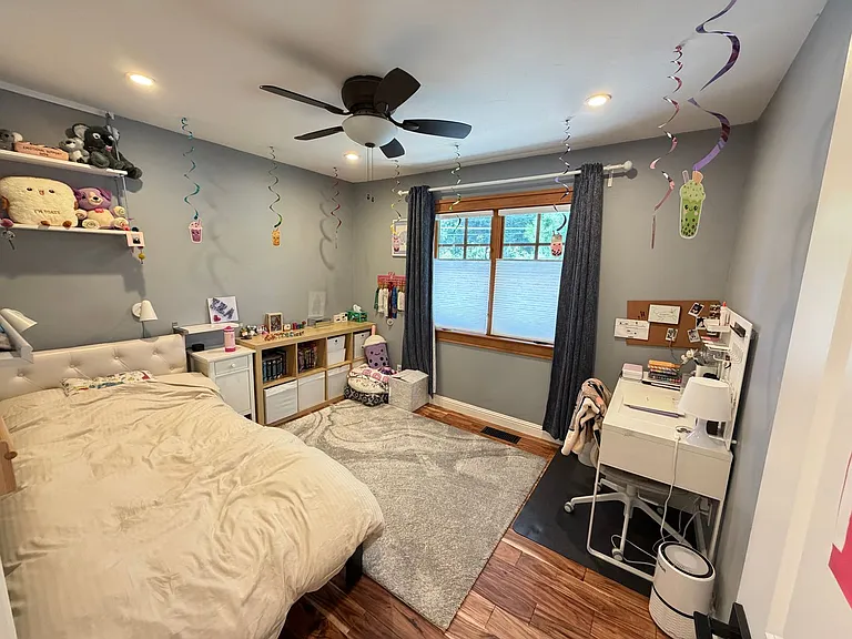 954 Acalanes Rd — Photo 15