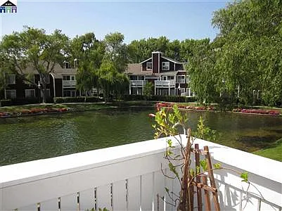214 Marina Lakes Dr photo 1