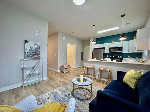 3rd image of 106 E Aqua Way #1210