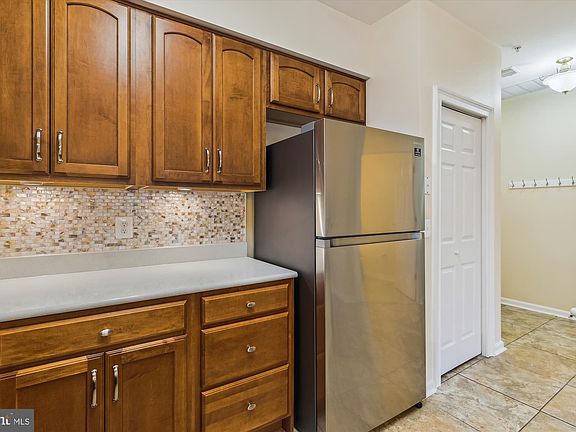 5th image of 2604 Chapel Lake Dr APT 401