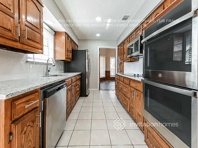 1806 Seabrook Dr — Photo 9