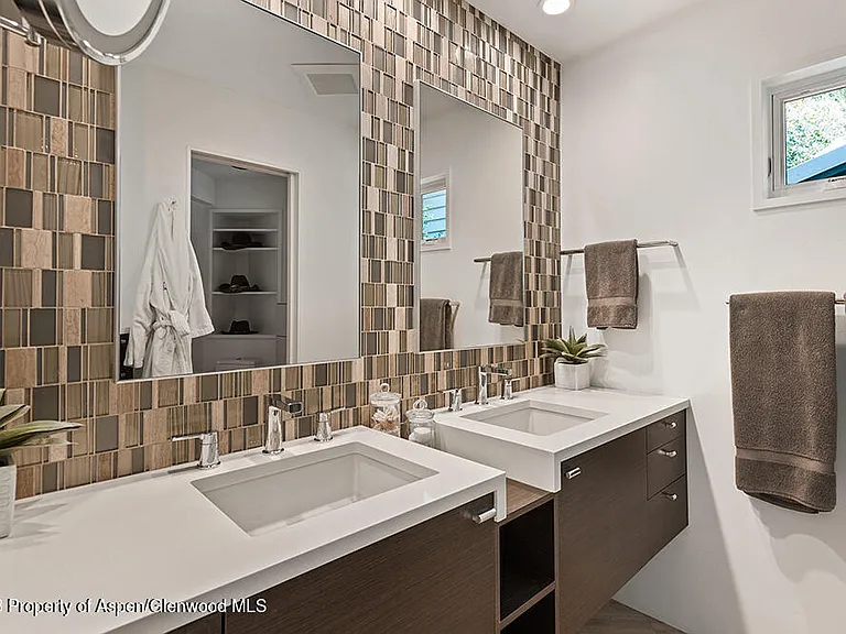 630 W Hallam St #1 — Photo 10