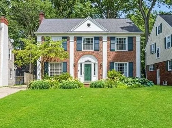 307 Castle Blvd, Akron, OH 44313